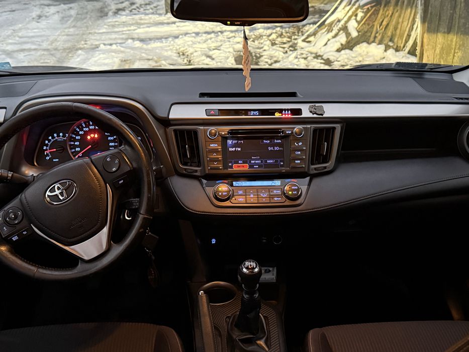 TOYOTA rav 4 2013