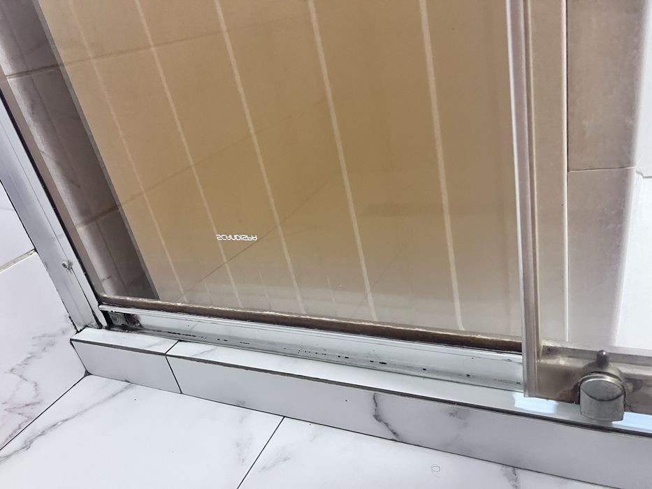 Душова кабіна без піддону, душова кабіна 120*80