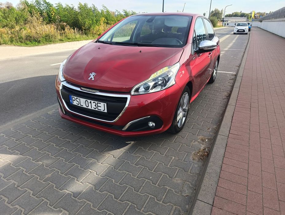 Peugeot 208
