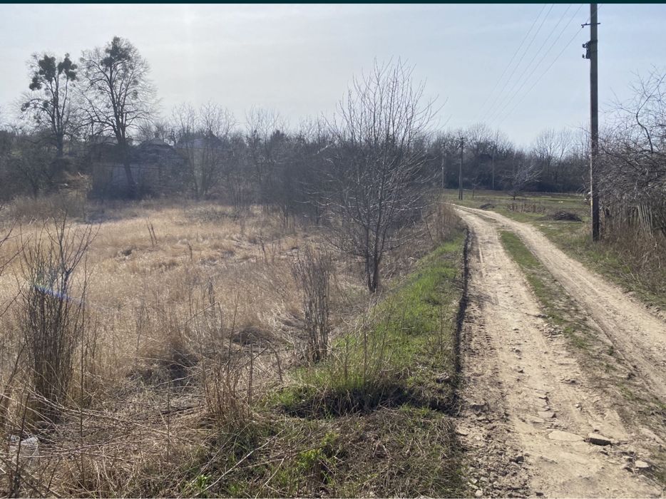 Продам участок земли в г. Люботин