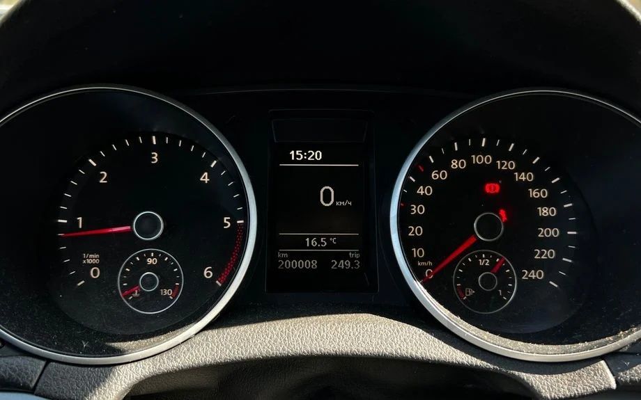 Автомобіль Volkswagen golf 6 Variant 1,6 TDI 2011