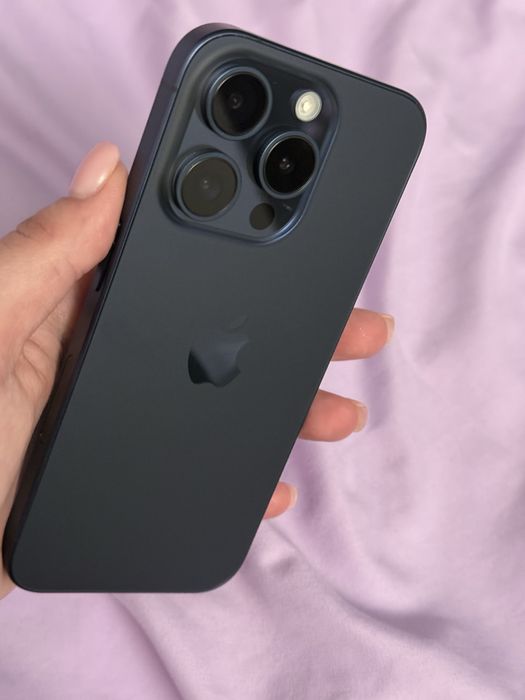 iPhone 15 pro 256 gb