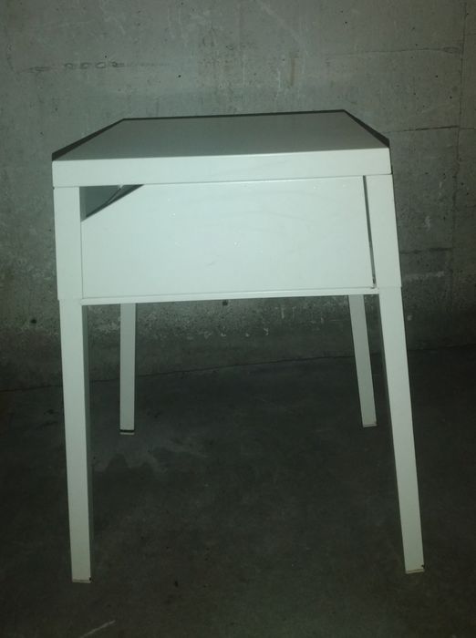 Mesa de cabeceira