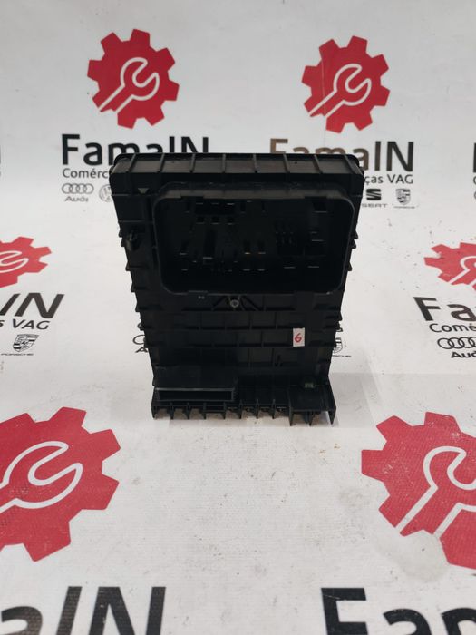 Caixa dos Fusíveis / BSI / UCH / SAM | VW | SCIROCCO III (137, 138)