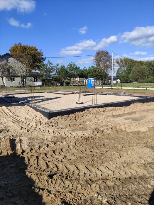 Usługi koparką - wykopy, fundamenty, niwelacje, rozbiórki - Kielce