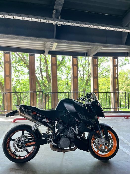 KTM Duke 990 2010 с переоформлением