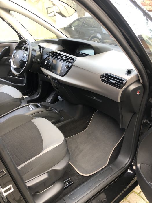 Citroen C 4 Grand Picasso 1.6 дизель,автомат