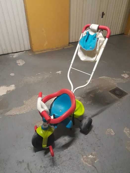 Triciclo de criança