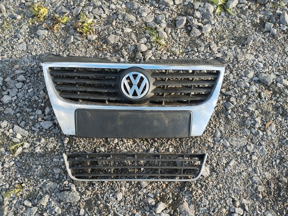 Решітка Радіатора Фольксваген Пасат В6 Volkswagen Passat  b6 б6