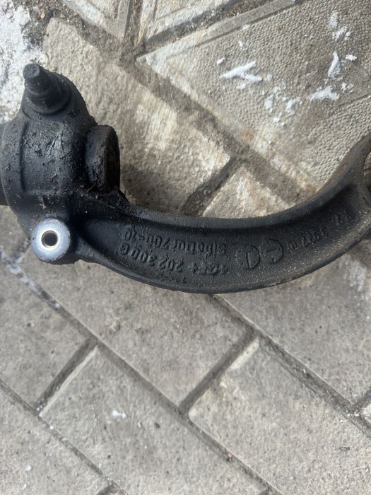 Стойка амартизатора до Ауді Q5 до 17 року