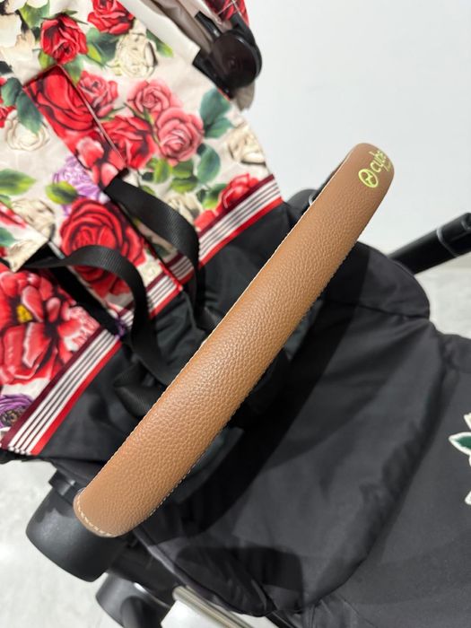 Wózek spacerówka Cybex Priam 2.0 Blossom Light