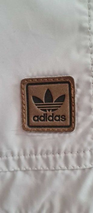 Куртка вітровка Adidas розмір 50