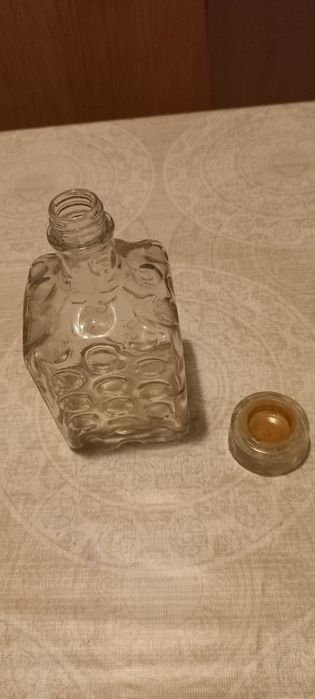 Garrafa em vidro antiga 15 cm