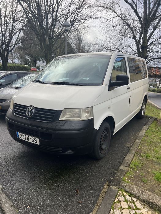 VW Transporter T5 9 lugares