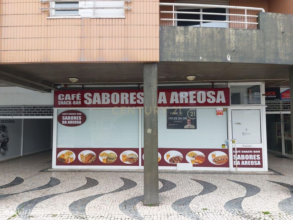 Loja na Areosa, Porto