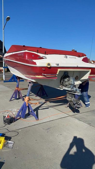 Na sprzedaż piękna motorówka Cortina 620