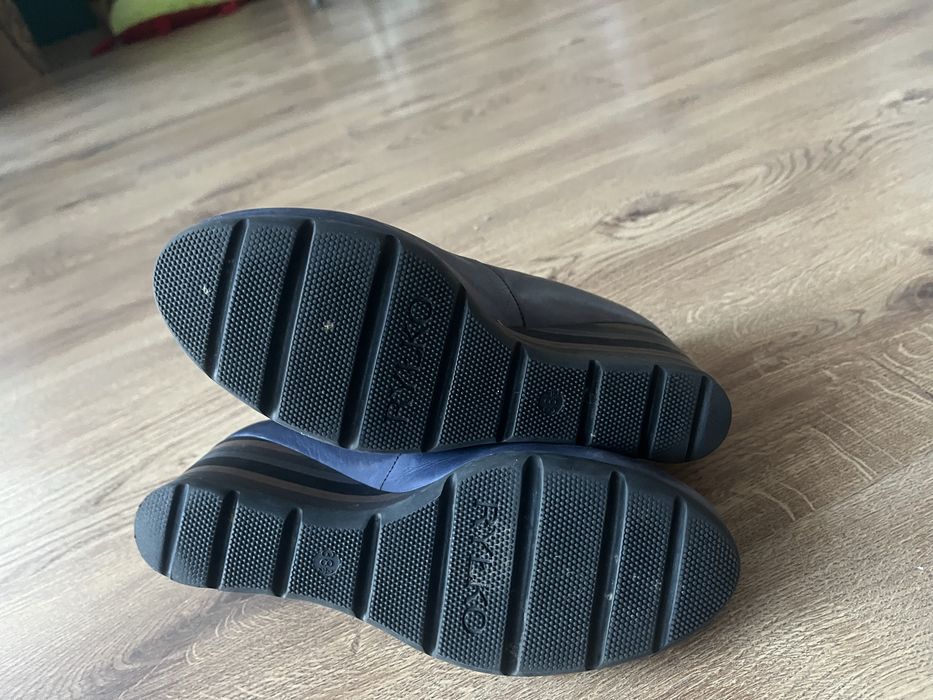 Buty na koturnie Ryłko