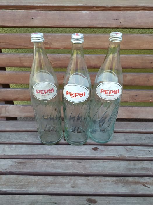 Butelka po pepsi z PRL