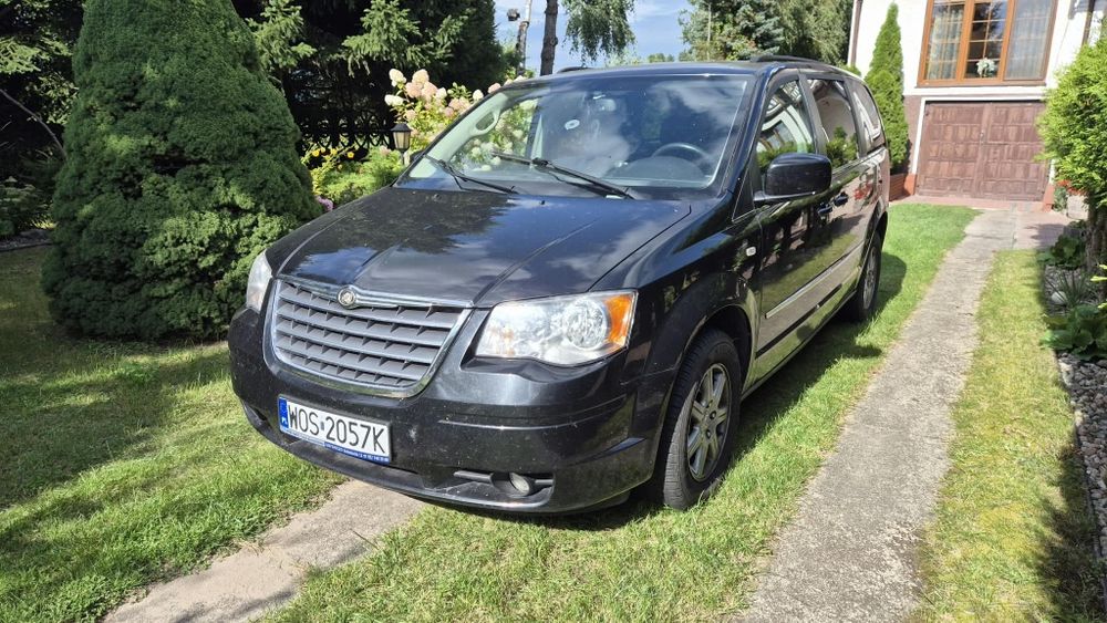 Chrysler  Grand Voyager 2.8 CRD | 2010 | 7 MIEJSC | 278 000 KM