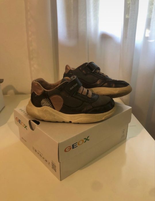 Sapatilhas e sandalias geox e pablosky