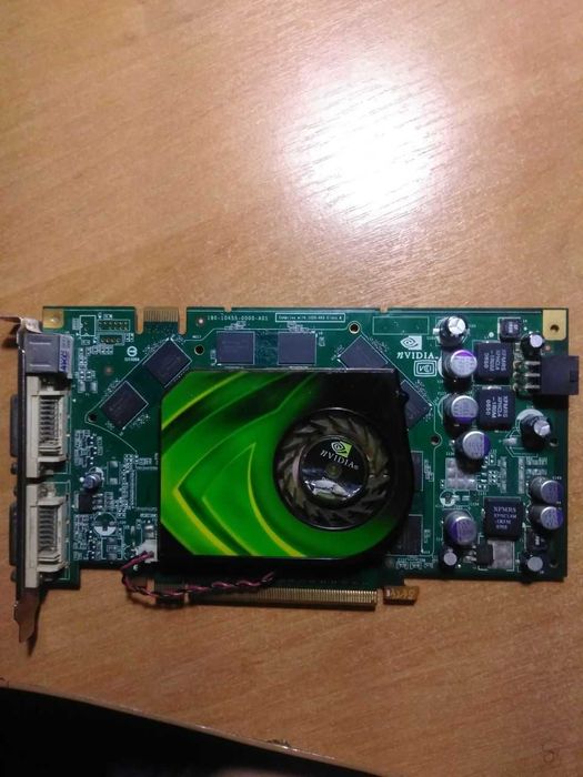 Видеокарта NVIDIA GF 7900