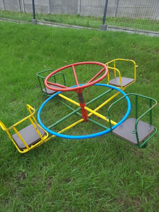 Karuzela ogrodowa, plac zabaw