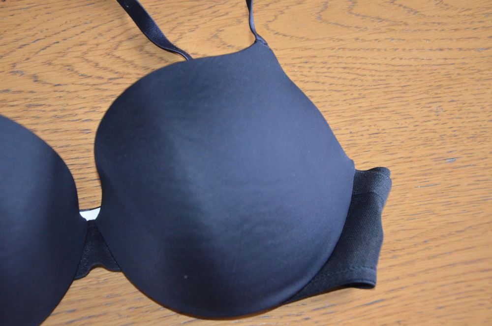 stanik. biustonosz calvin klein 75B