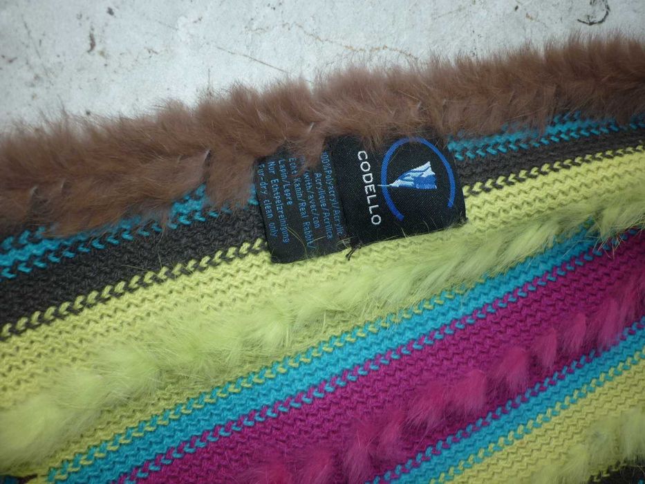 Codello piękny szal z futerkiem