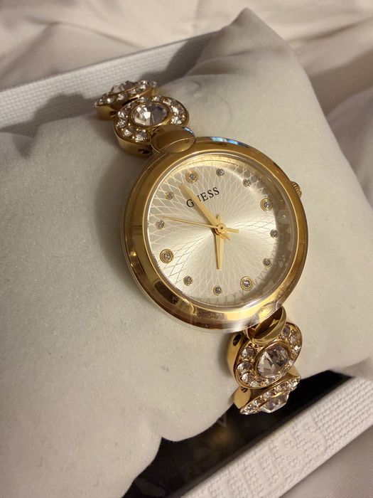 Relógio Guess Dourado