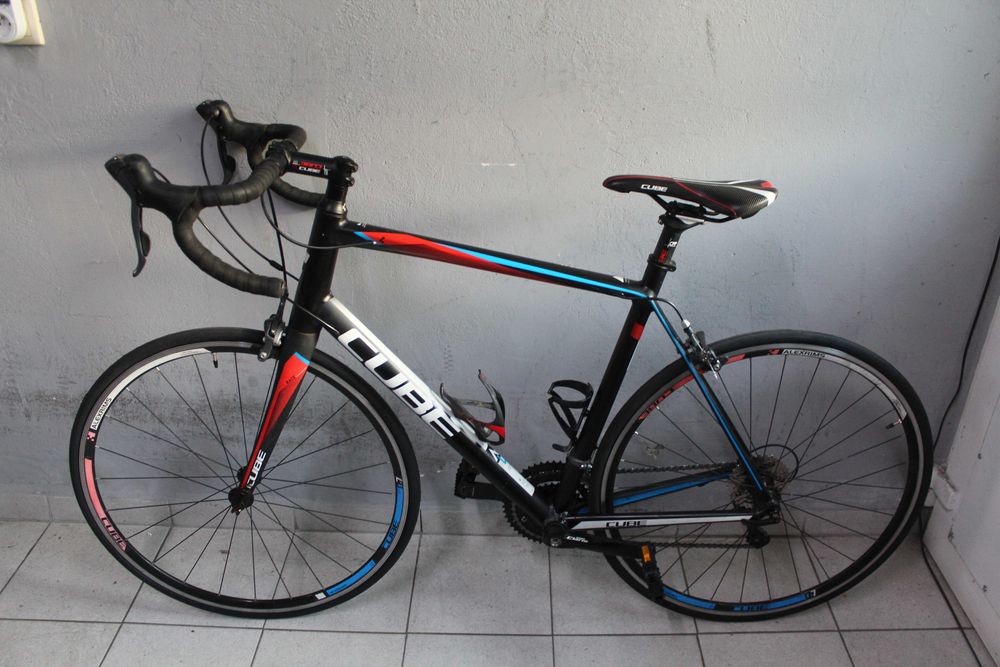 Rower szosowy CUBE PELOTON, Rama 56 cm Alu Carbon ,Koła 28", Shimano Claris