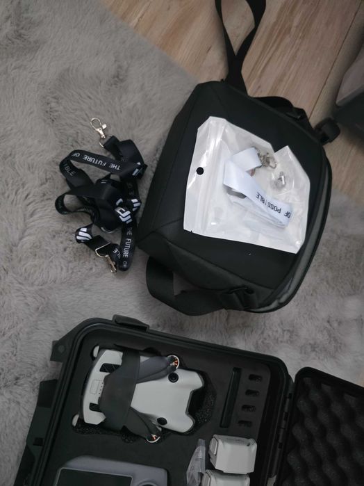 Dron DJI mini 4 pro combo