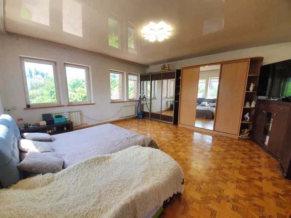 Дом 350 м² в Центре | м. Пушкинская | 10 соток | 30 кВт., Газ. AN