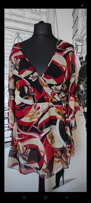 Wzorzysta kopertowa sukienka tunika mgiełka lato