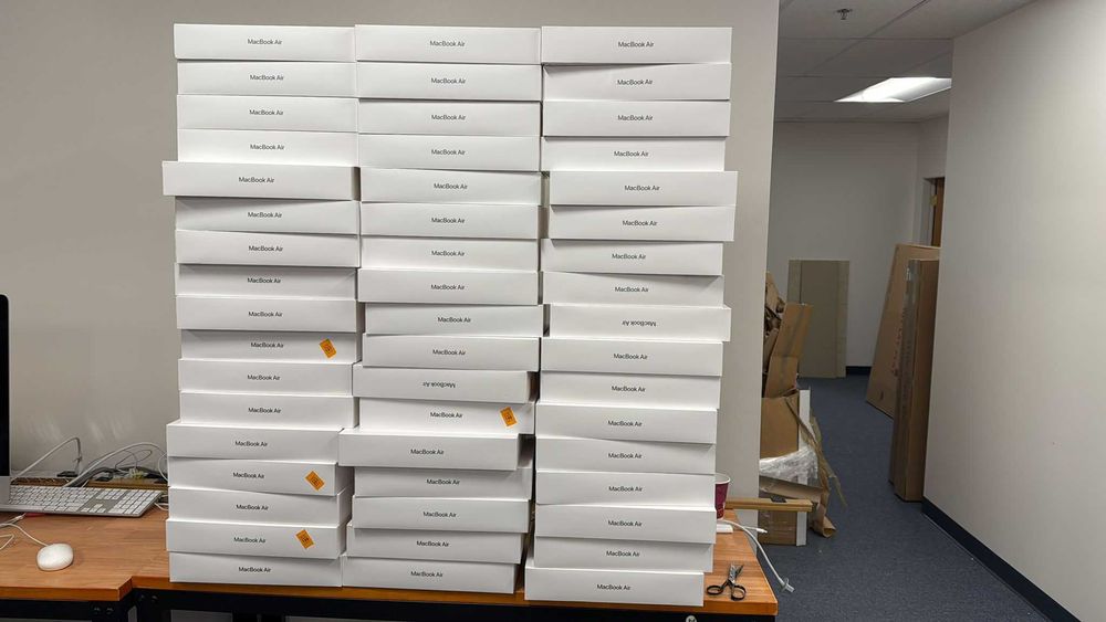 LOT MacBook Air 13" 2020 MGN63 M1 / 8 GB / 256gb SSD