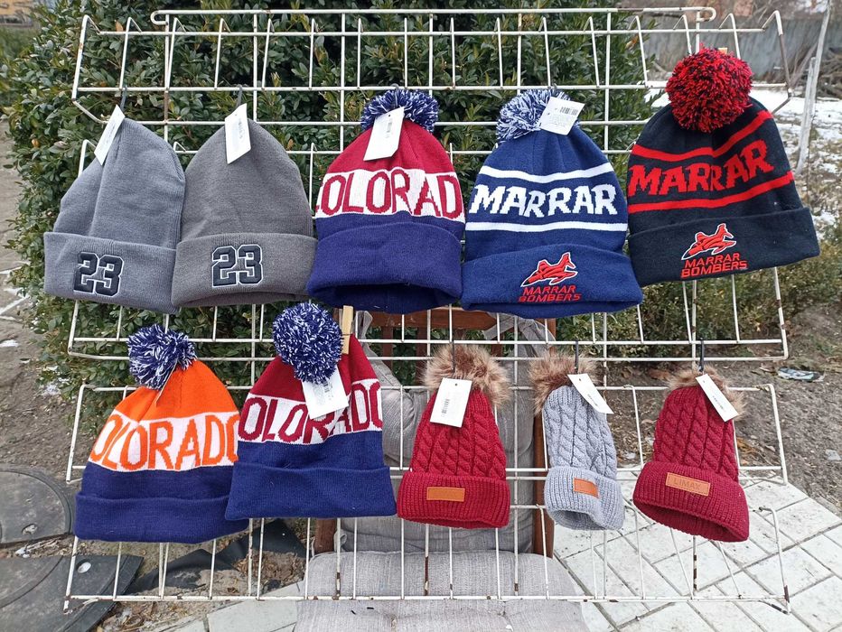 Мужская так и женская  шапка зимняя,номер -23 - никогда не потеряетесь