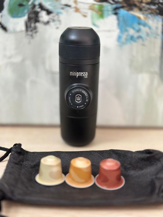 Máquina de Café Portátil Wacaco Minipresso NS (Nespresso) + Bolsa - Como Nova  "Máquina de Café Portátil / Expresso - Campismo e Outdoor"