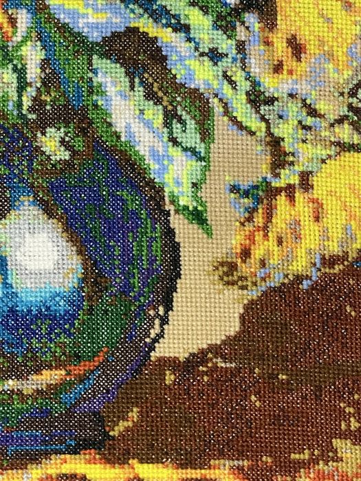 Вишивка хрестиком - ручна робота.