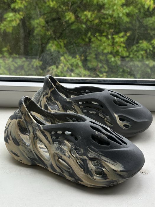 Adidas yeezy foam runner 36-37 оригинал кроссовки
