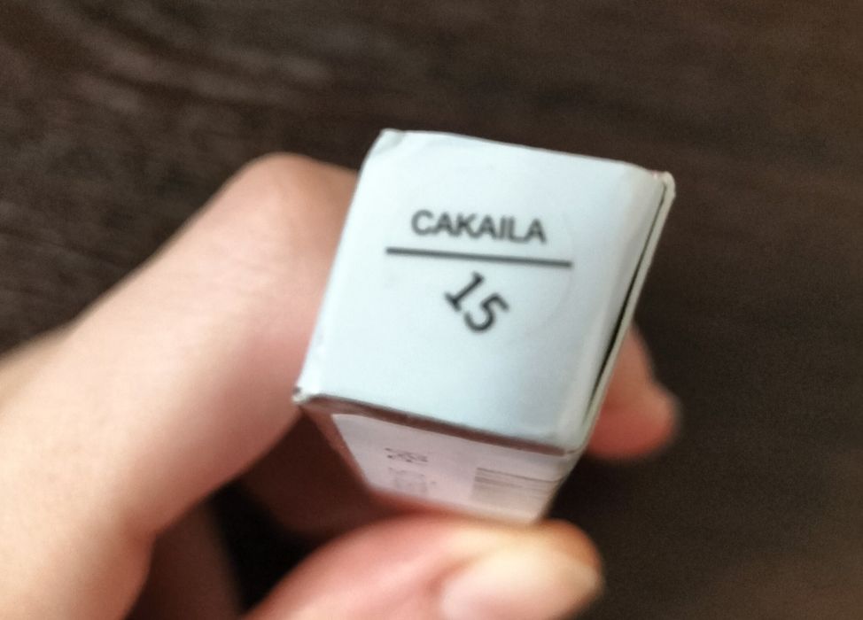 Блиск для губ, рідка помада