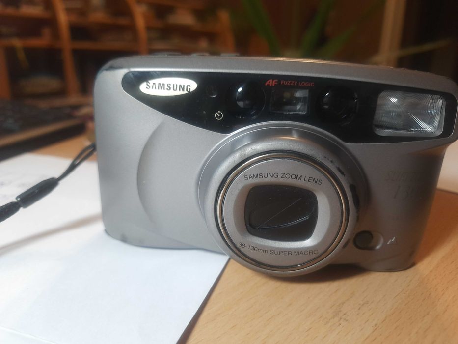 Продам плівковий фотоапарат SAMSUNG