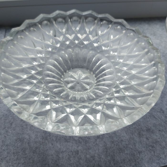 Посуда тарелки салатник