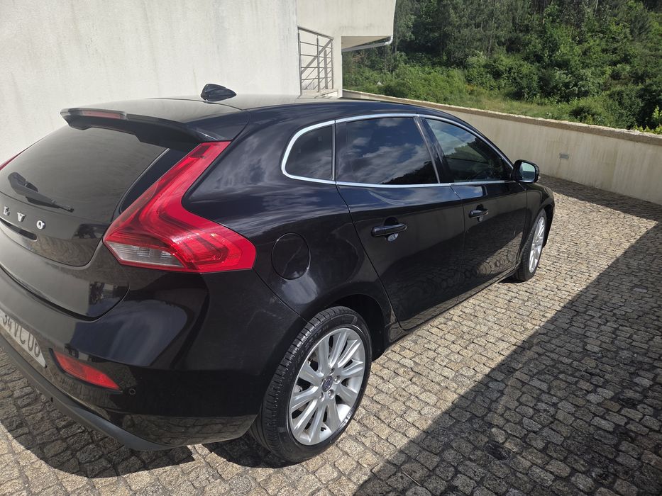 Volvo V40 modelo Summum