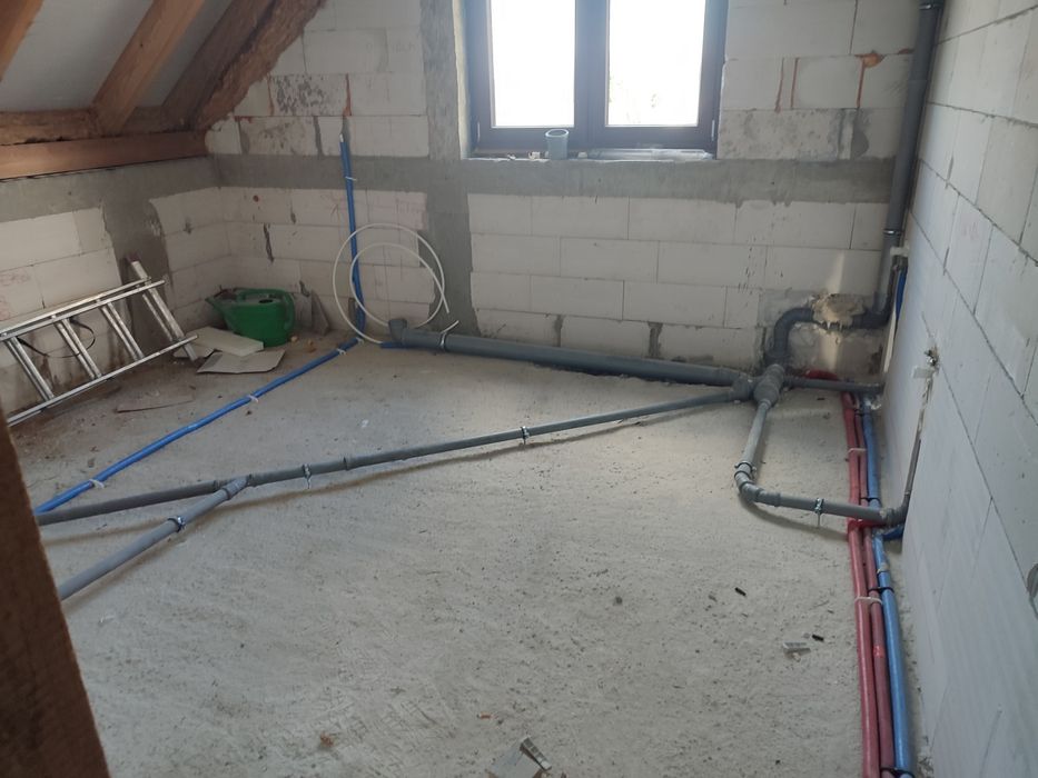 Hydraulik, usługi hydrauliczne