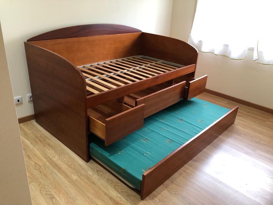 Cama Dupla com 3 Gavetas de Armazenamento – Prática e Elegante!