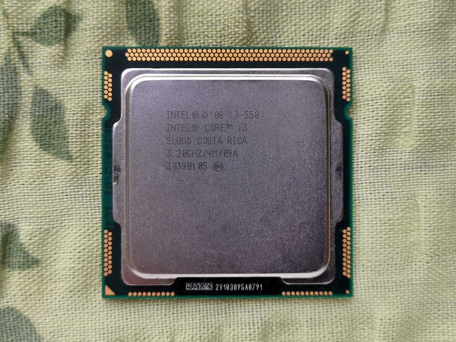 Процесор Socket 1156  Intel Core i3-550