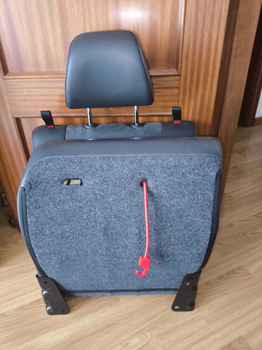 Banco traseiro direito