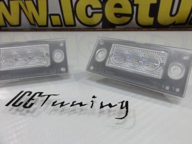 Suporte De Lâmpada De Matricula Com Led Branco Audi A4/S4/RS4 avant 1999-2001, A3 8L 01-03