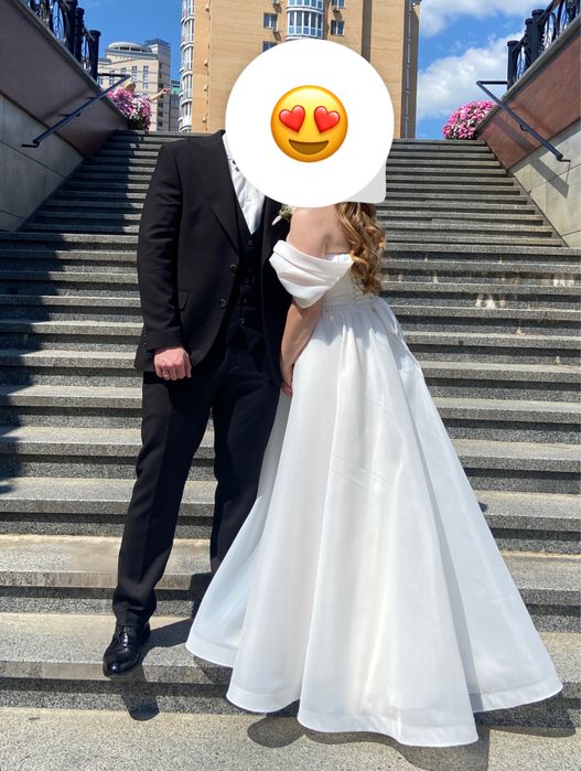 Весільна сукня літо-весна