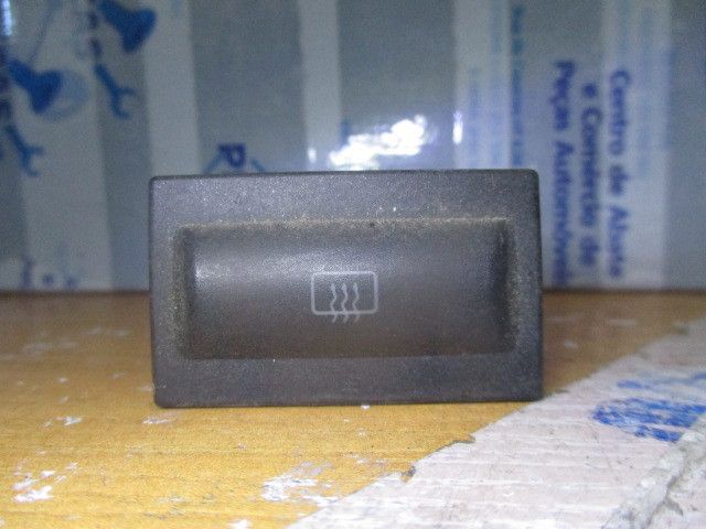 Botão / interruptor desembaciador vidro trás SKODA Octavia I Break (1U