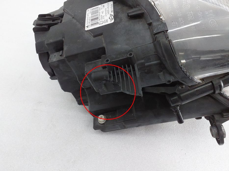Ótica / farol esquerda MINI Mini Countryman (R60)